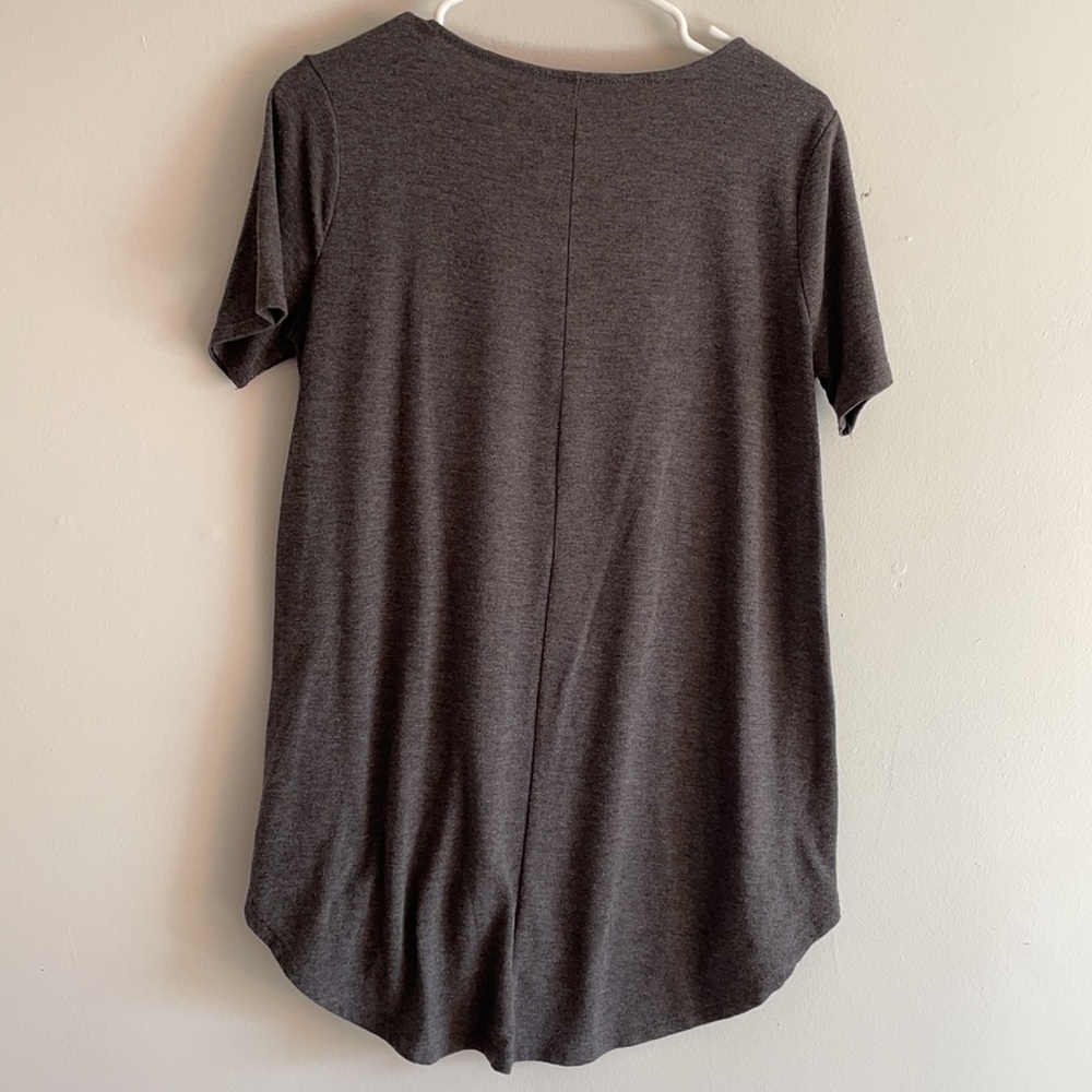 Zenana premium gray short sleeve T-shirt medium - Picture 4 of 5